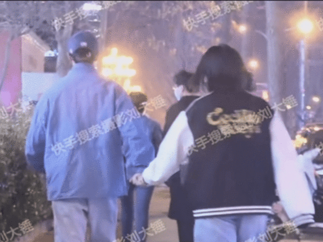 原创95后女星李雪琴恋情曝光与素人男友约会甜蜜亲密