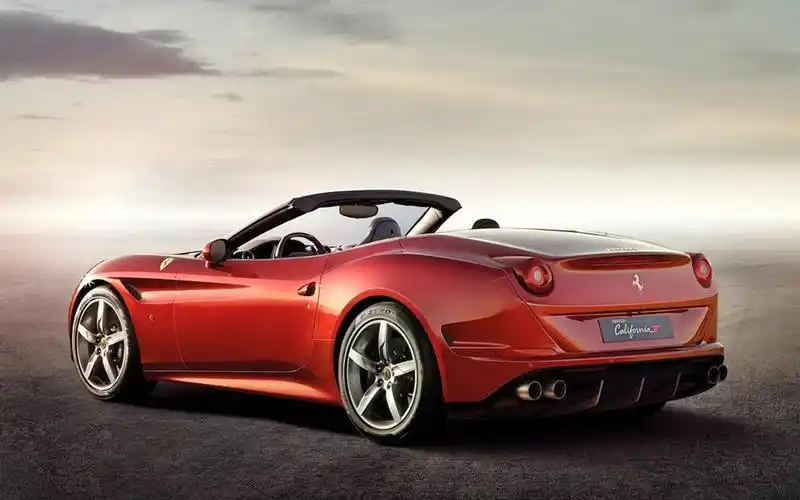 绿色宽屏壁纸_炫目个性超霸气丰田跑车个性壁纸_帅气范精选极致魅力