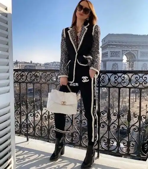 香奈儿粗花呢休闲西装西服夹克外套_西服_休闲西装_香奈儿怎么样_夹克