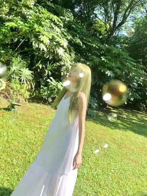 绿色森林跑出仙子@鞠婧祎!采薇果然就是真花仙!