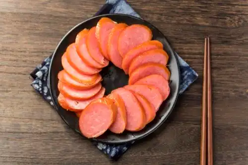 一盘香肠片 香肠片