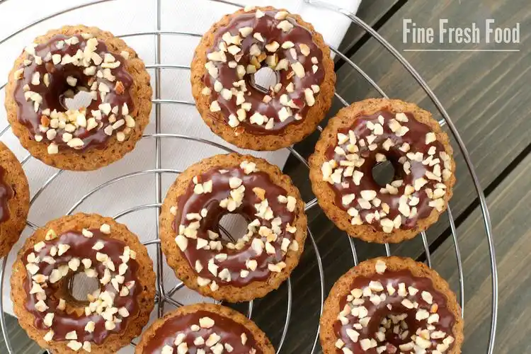 mini hazelnut bundt cakes
