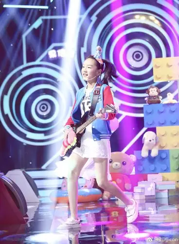 贺美琦舞台照新声代歌手图片