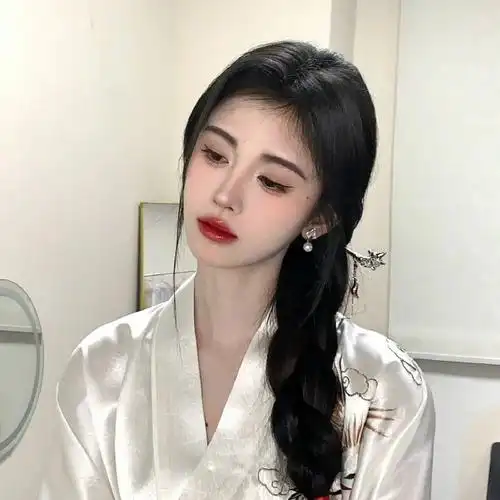 关于鞠婧祎的头像    #女生头像