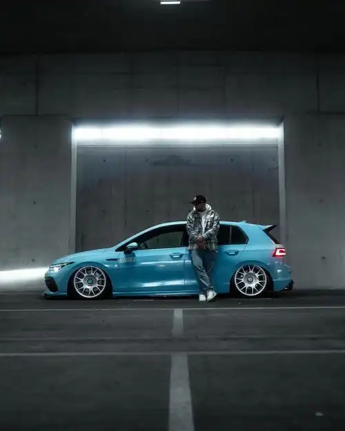 一部精致的高尔夫8r还有这精选的配色