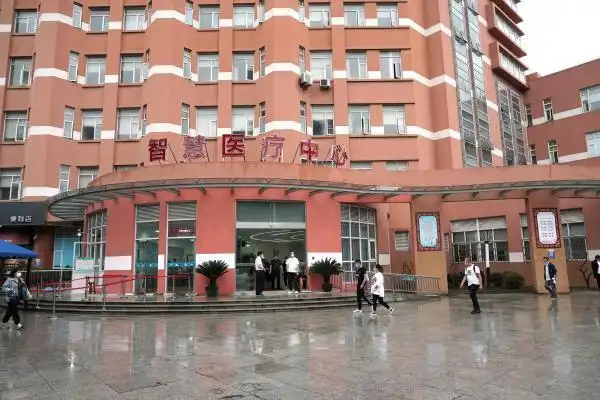 看病不用起早排队挂号,做b超可远程超声…在上海这个区看病,未来感