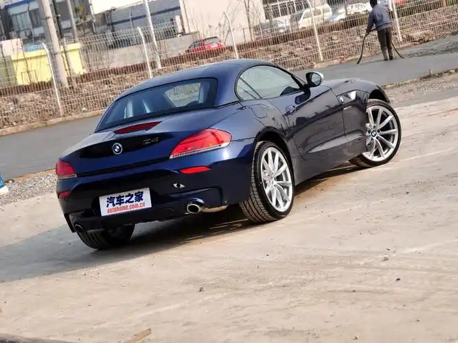 宝马(进口) 宝马z4 2011款 sdrive35is 深海蓝 车身外观 已经是最后一