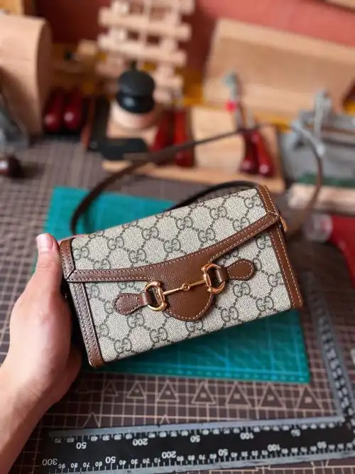 gucci1955马衔扣邮差包古驰新款马衔扣包