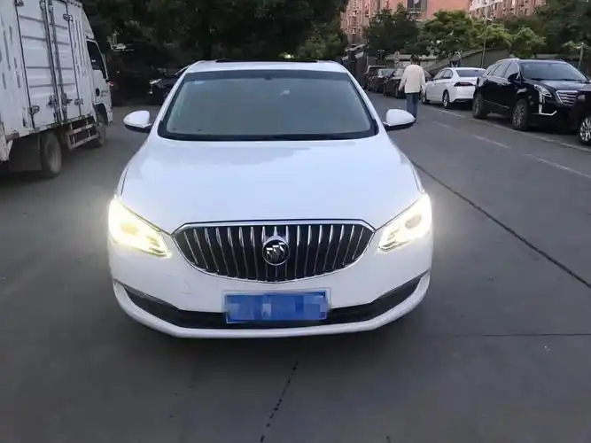 别克英朗新车才卖8万多,老款二手怎么还敢卖6万?