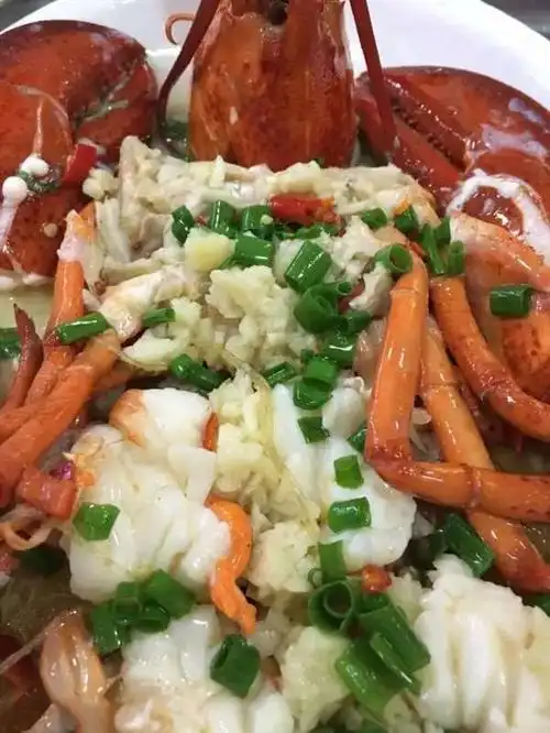 其实,这取决于龙虾的大小和种类.