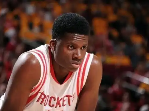 恭喜休斯顿火箭与克林特-卡佩拉完成续约