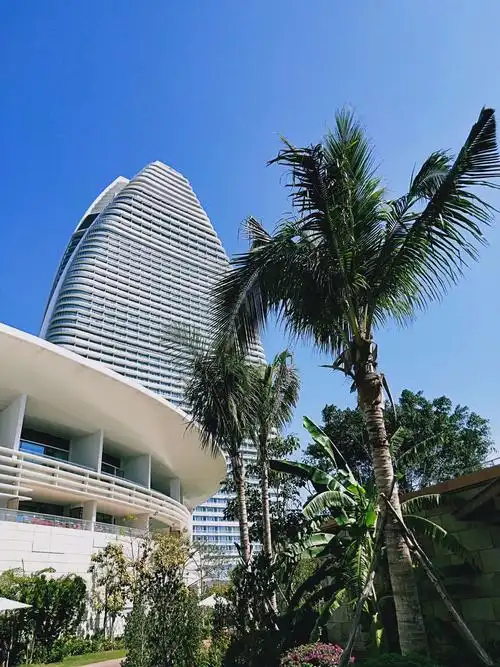 海南省三亚市海棠湾保利瑰丽酒店!