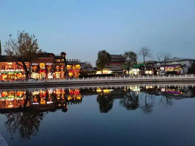 北京后海 · 享受充满魅力的夜晚_气息_地方_元素