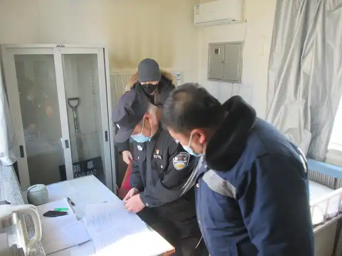 集安车站派出所开展节前内部单位安全防范检查