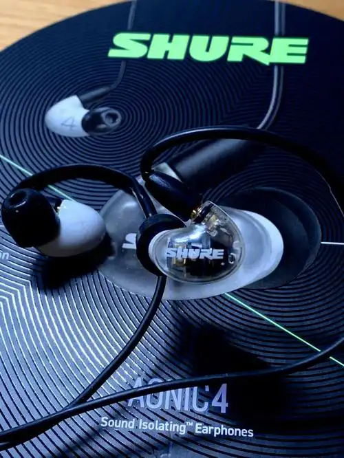 shure舒尔aonic4耳机