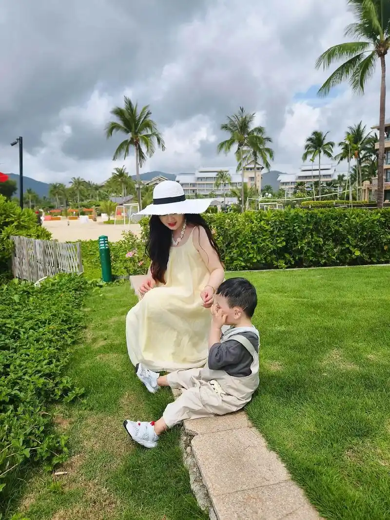 带娃旅行每年生日都带宝宝三亚玩几天开心的旅行