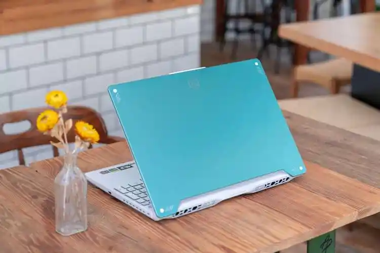 5k 广色域屏   5900hx:升级归来的华硕天选 2