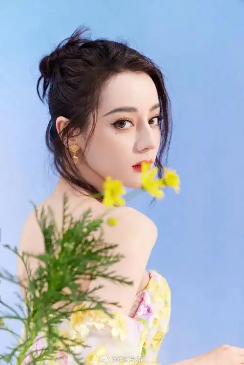 2024新疆赏花图鉴##迪丽热巴新高定##热巴带你打开纯白的花季