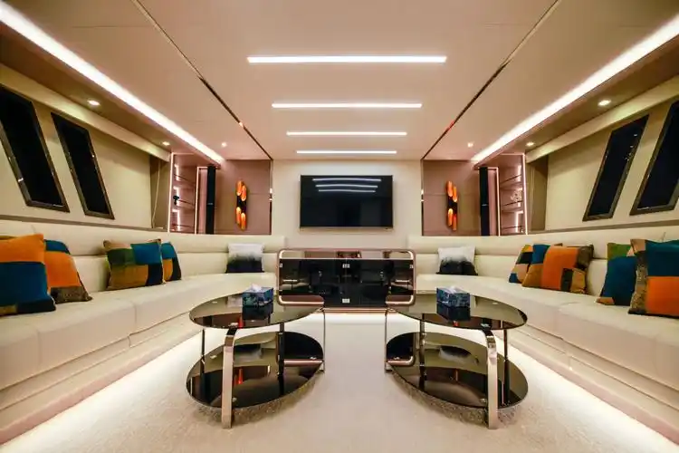 杰鹏游艇jp 65豪华游艇