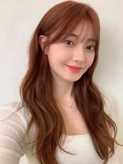 021染发今年流行什么颜色好看"