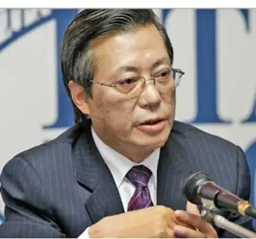 李大鹏:年捐百万帮助贫困儿童和单亲家庭(图)