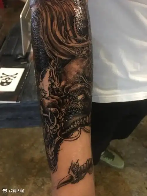 烈火龙小臂_纹身图案手稿图片_丁磊的纹身作品集