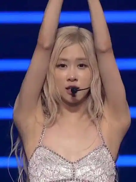 blackpink世巡结束了#onlyforrose的微博视频