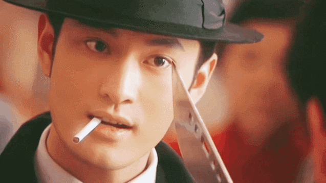 黄晓明极挑民国造型梦回许文强