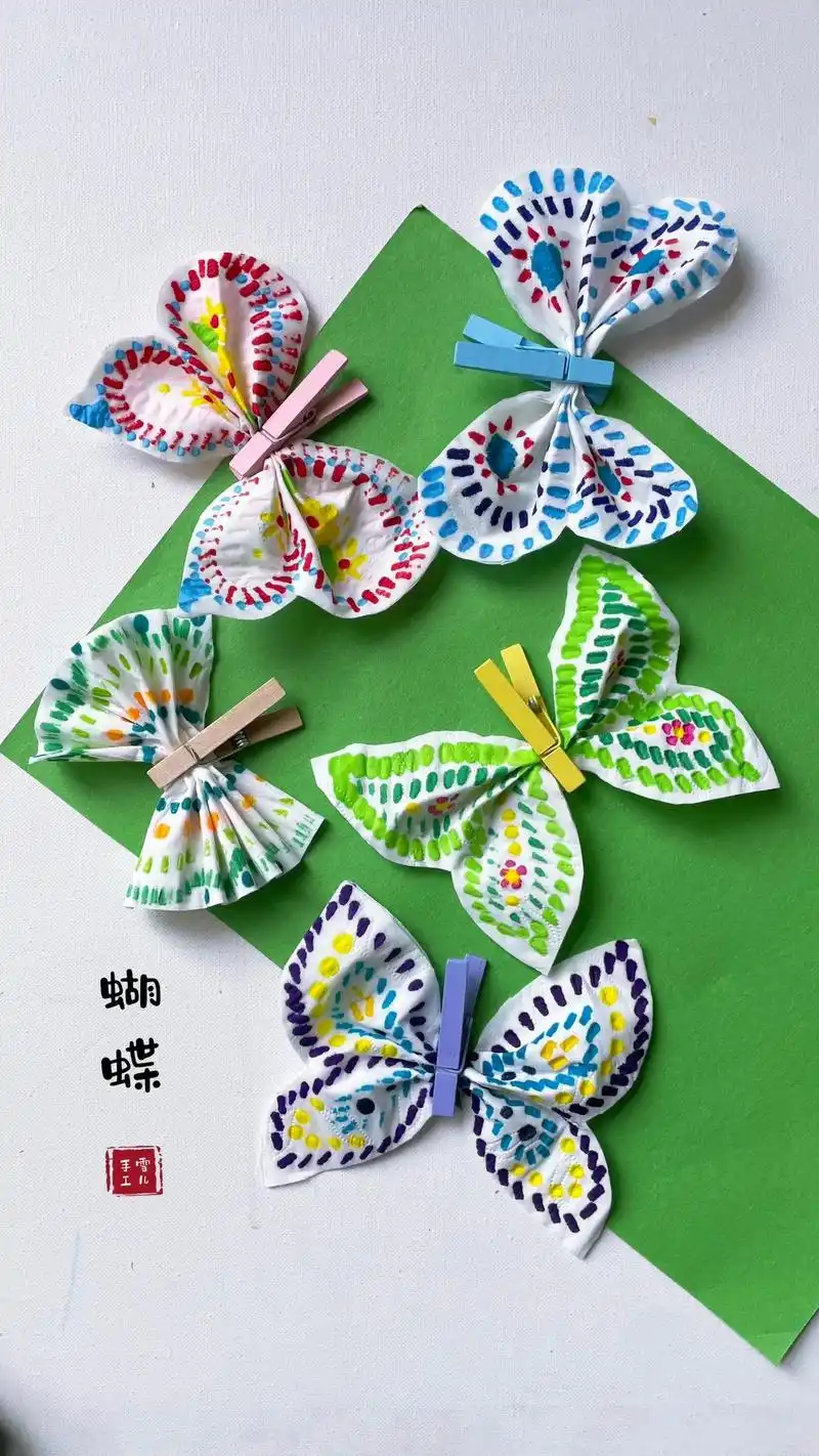 春天主题手工蝴蝶.