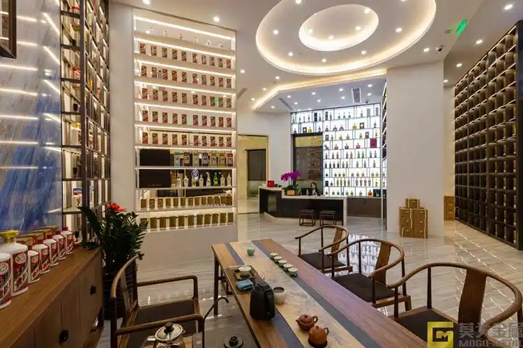 莫戈探索酒铺装修的秘密