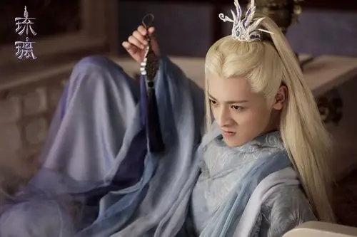 《琉璃》腾蛇火了!刚开始五年还是个素人,原来和肖战认识