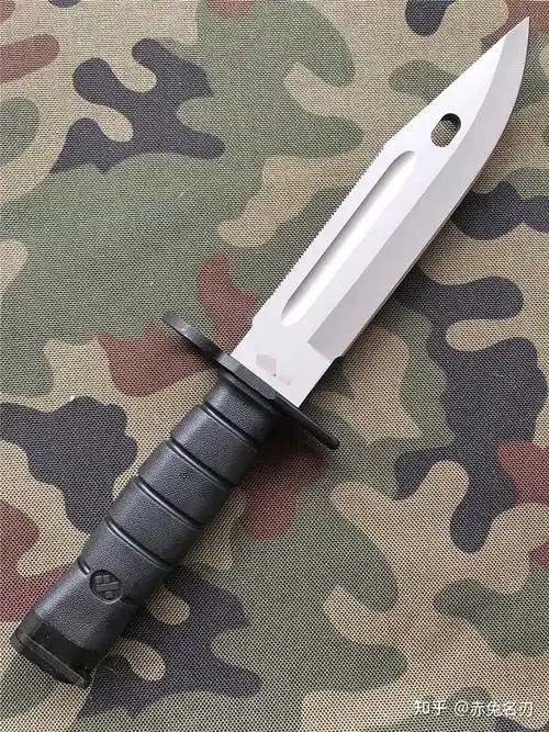 全龙骨九五军刺