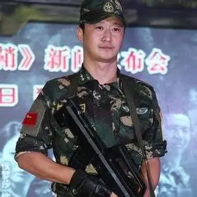 qq吴京明星头像男生男生头像qq头像大全