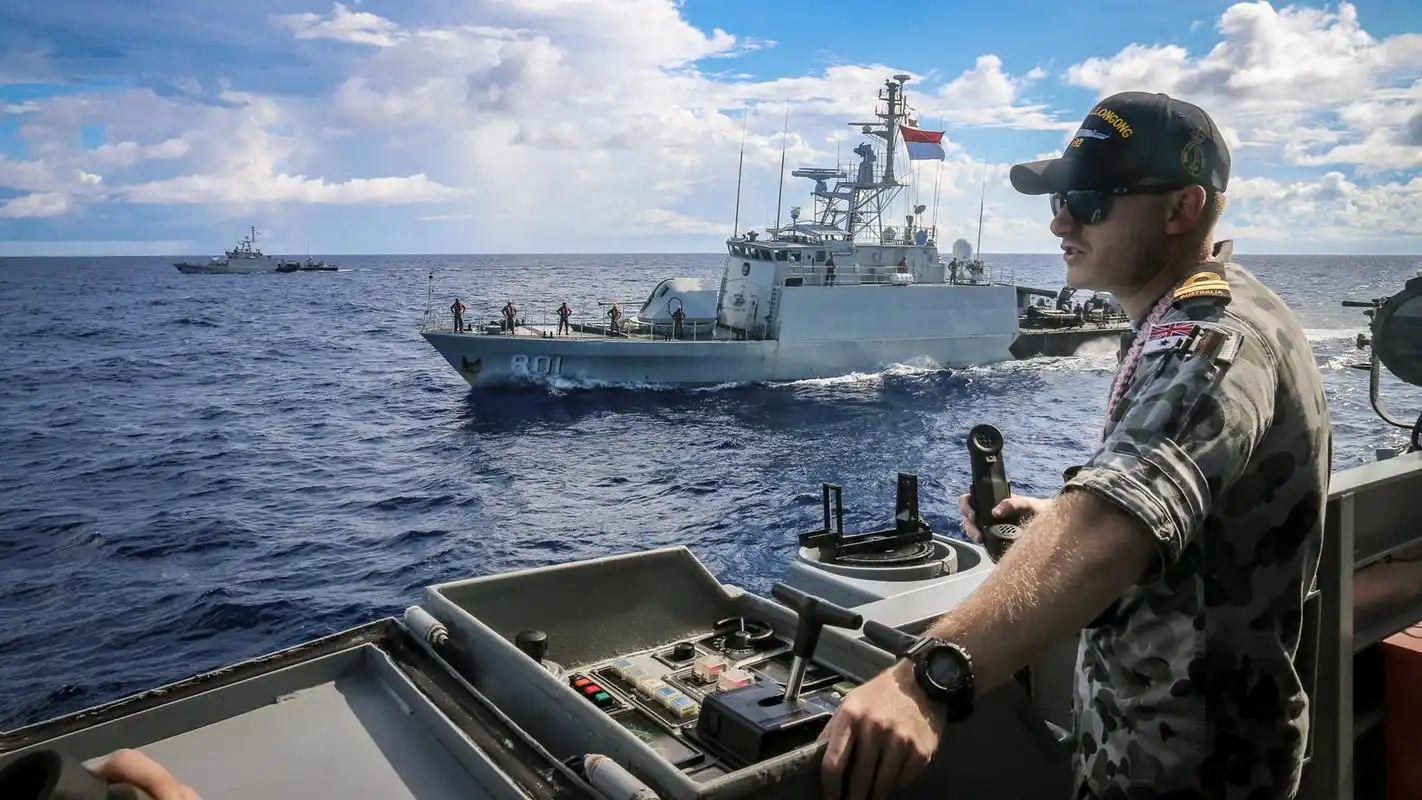 不惜当马前卒,澳大利亚吞下美国"毒丸"!专家:最后会变成弃卒