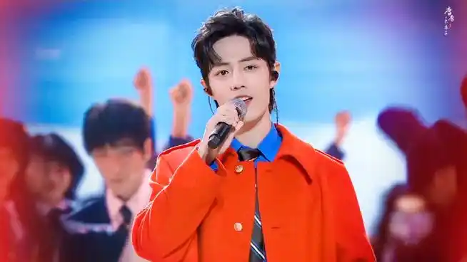 肖战壁纸#|#肖战我喜欢你#红披风战战我们都是追梦人～跨年截修9浇