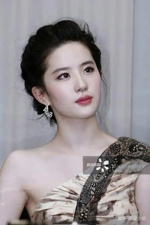 刘亦菲的美貌是否被吹捧过度了? - 知乎