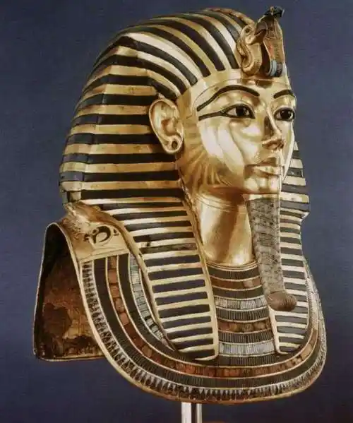 古埃及一座怪异法老墓出土2件逆天文物一件不属于地球之物