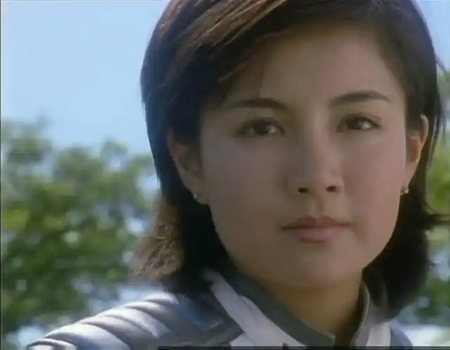 迪迦奥特曼女神丽娜万人迷的她为生活拍风月片