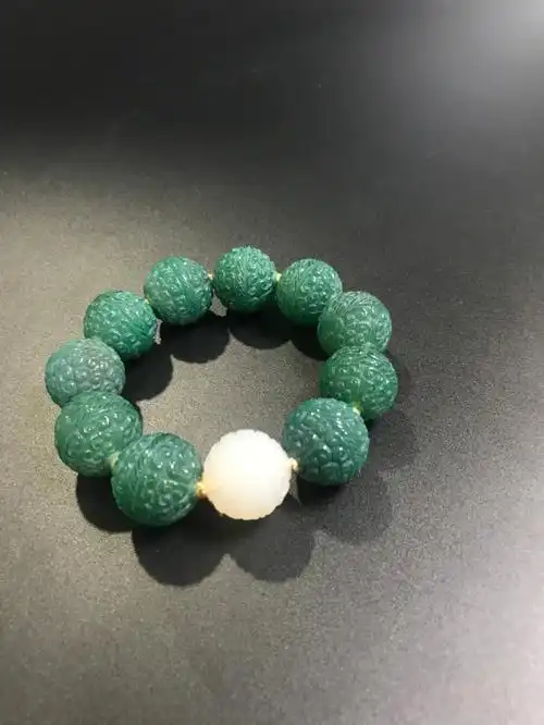 高古玉春秋满工绿玉髓