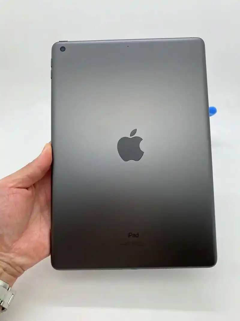 苹果二手平板ipad9.苹果ipad9 国行256g灰色几乎 - 抖音