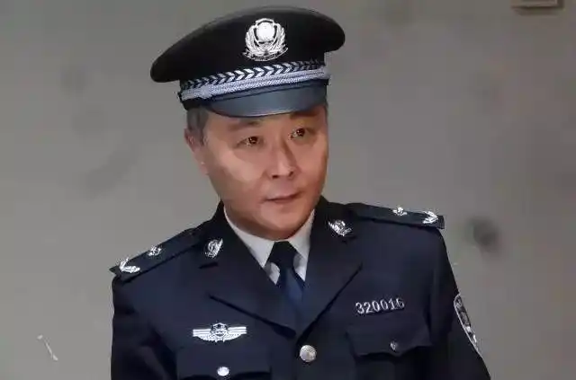 但却一直道不出他的名字, 其实钱波曾出演过多部电影和电视剧