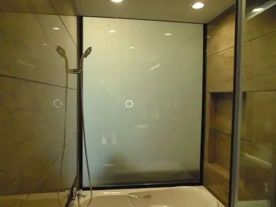 酒店淋浴房调光玻璃案例