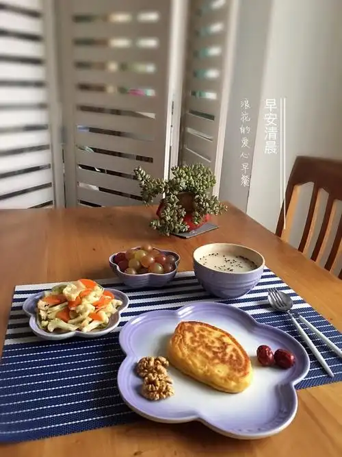 浪花乐坊做的浪花的爱心早餐