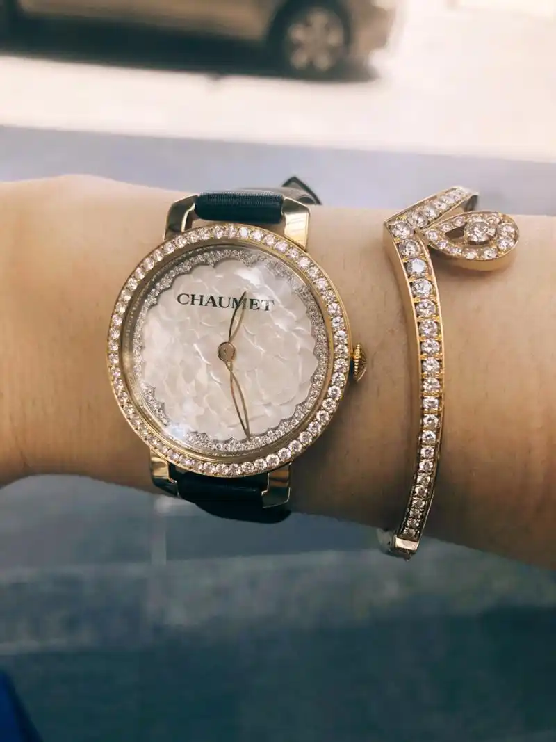 新表到手 chaumet绣球花_手表_配饰