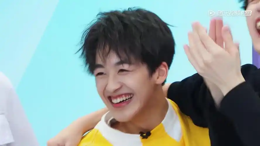 何洛洛 - 堆糖,美图壁纸兴趣社区