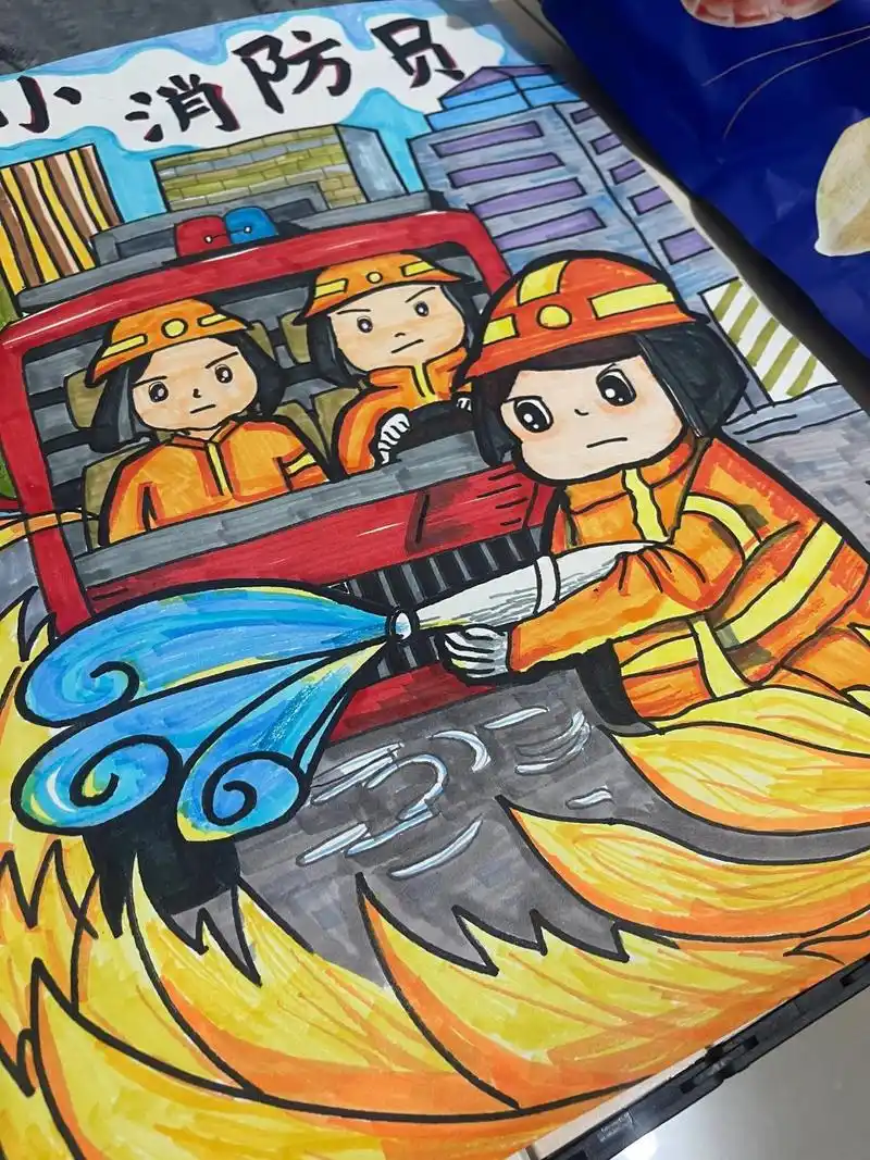 小小消防员✏️儿童简笔画 清相册又翻出来一年前不知道给哪个小