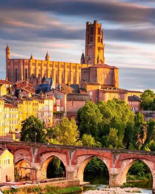 世界文化遗产城市法国albi红色之城