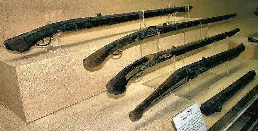 葡萄牙商船上有许多准备卖给日本的火枪