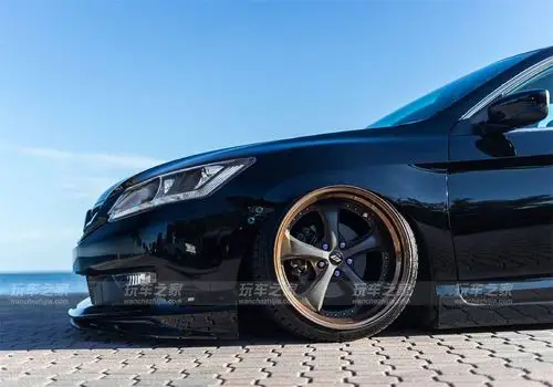 低趴黑武士 9.5代雅阁改装hella flush风格