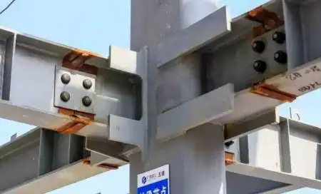 转动刚度与连接构造之间的关系可将梁柱连接节点分为三类:    1,铰接